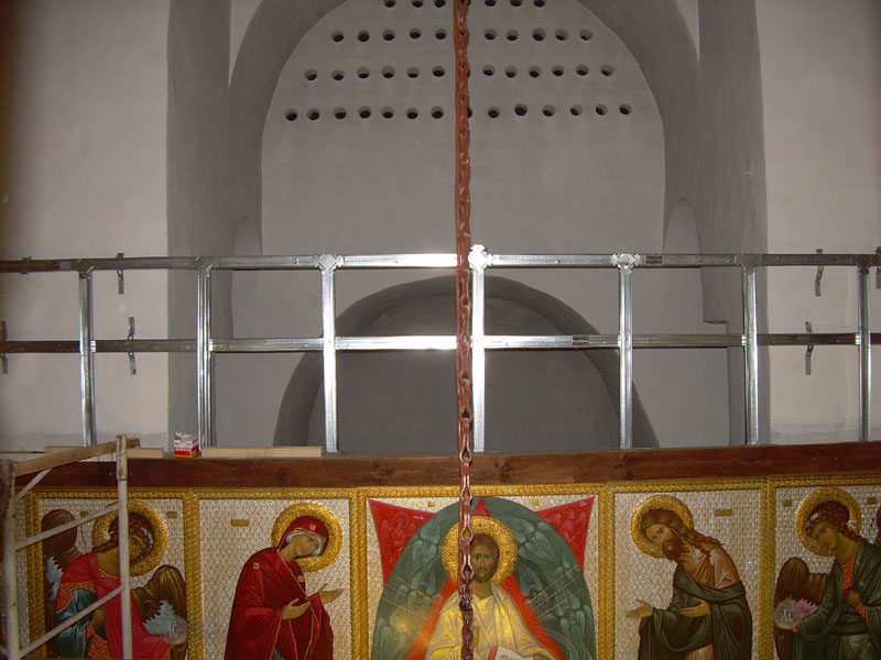 Установка иконостаса